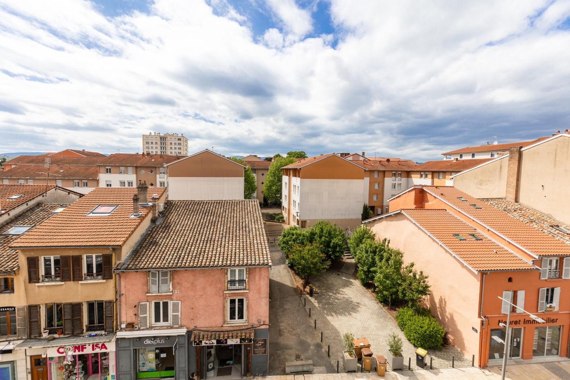 Appartement Climatise 2 Chambres Villefranche-sur-Saone Ngoại thất bức ảnh